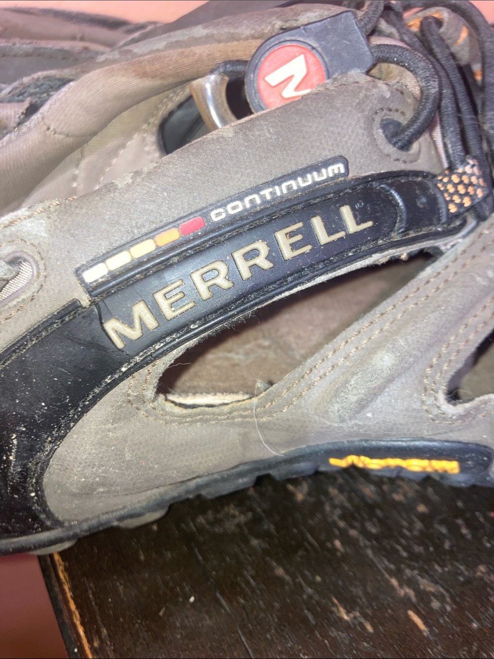 Vintage Merrell Gray Outdoor Hybrid Sandals with Bungee Lacing - Picture 2 of 8